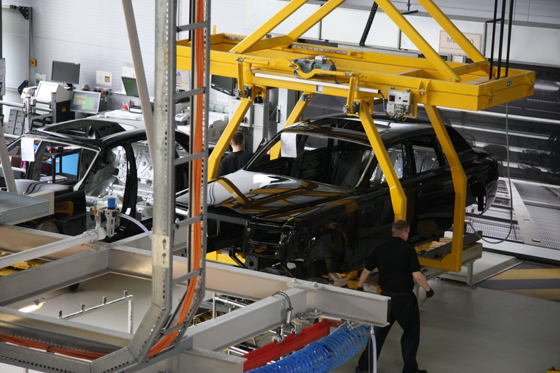 Illustration for article titled The Rolls-Royce Factory Is Where Millionaire Dreams Are Made